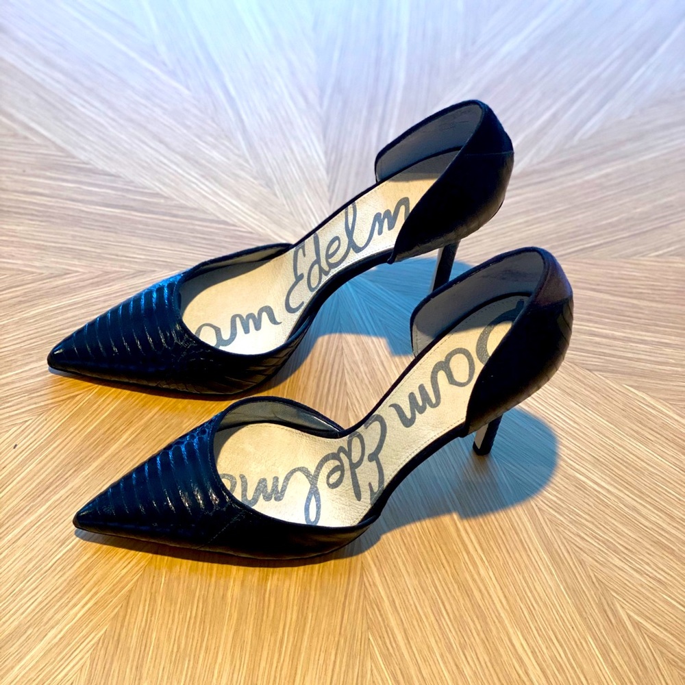 ♠️Black Snakeskin Pumps By Sam Edelman♠️ - Picture 3 of 3